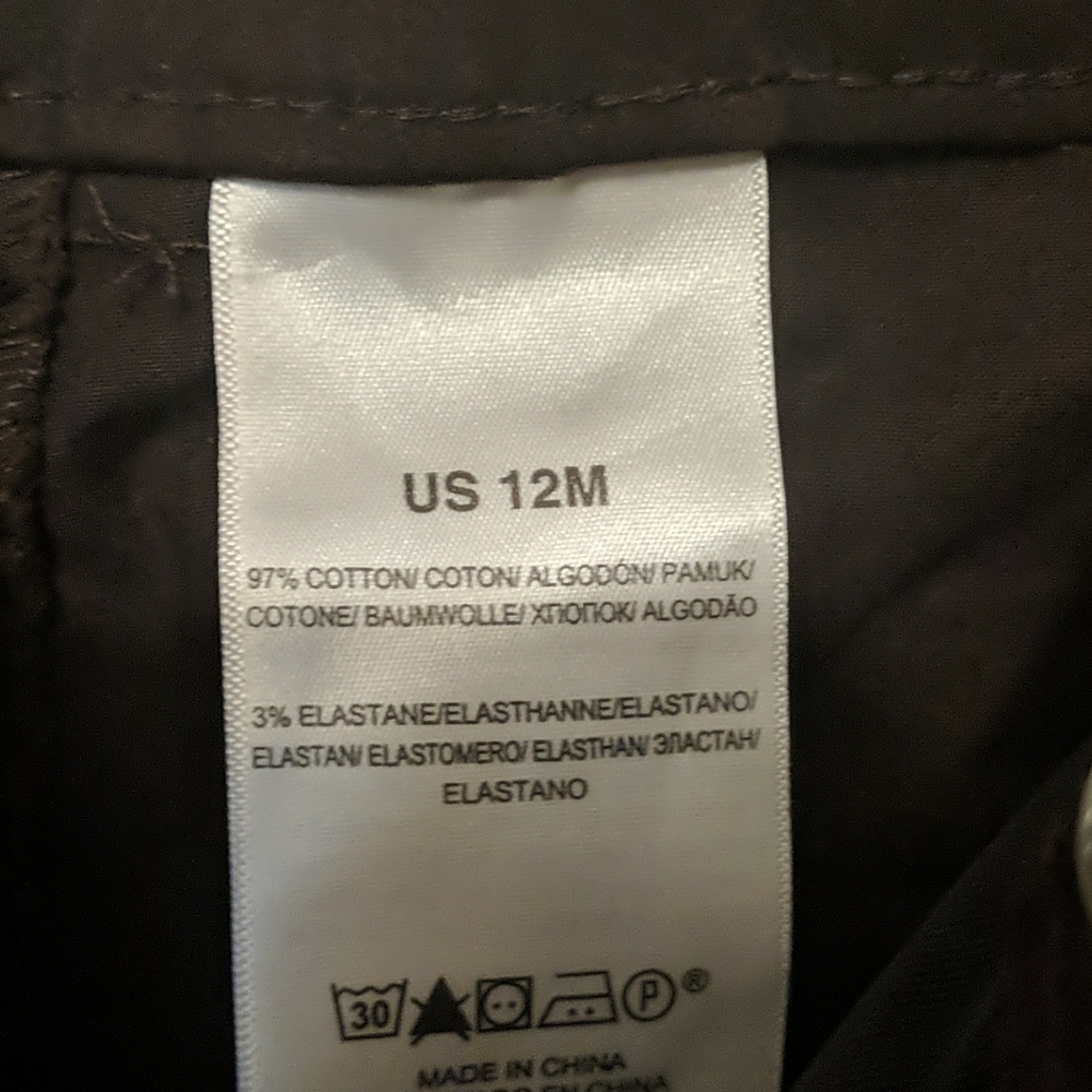 Dockers - Picture 3 of 3